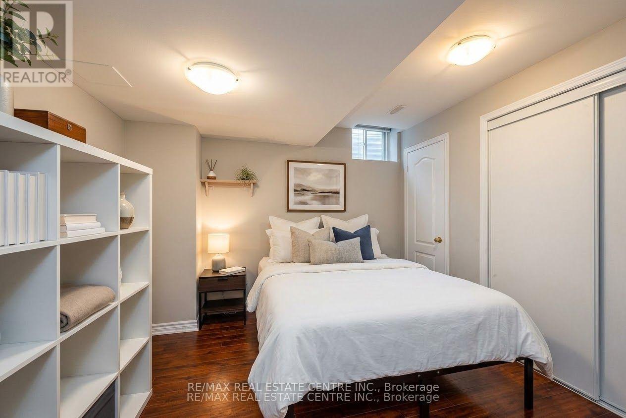 456 LAUNDON TERRACE - 44