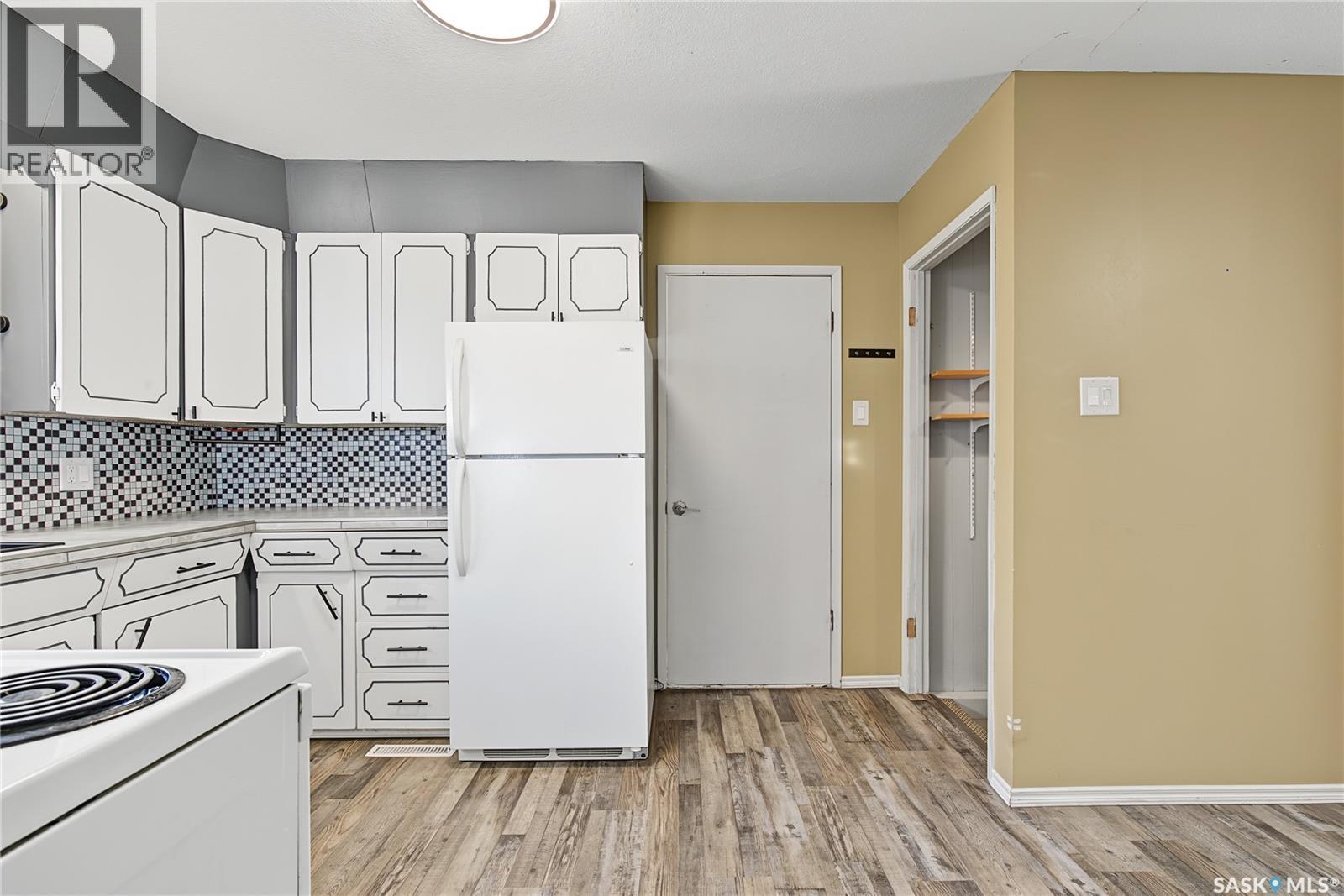929 HALL STREET W, Moose Jaw — photo 12