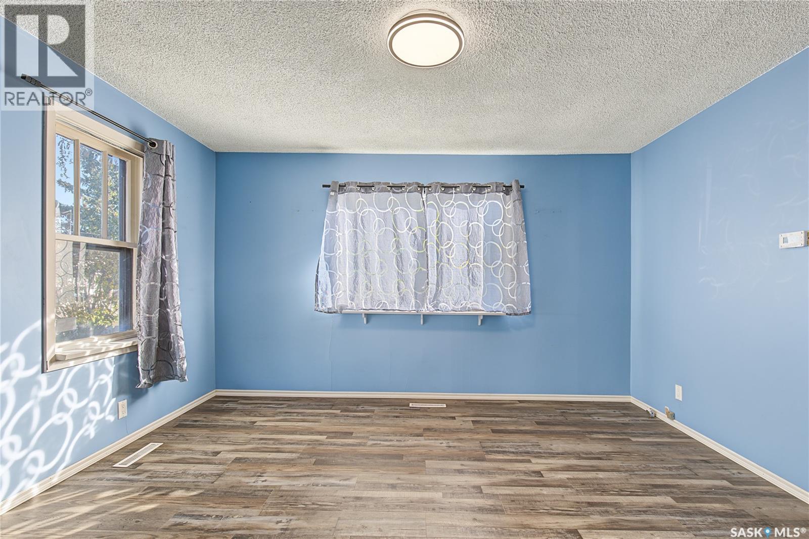 929 HALL STREET W, Moose Jaw — photo 5