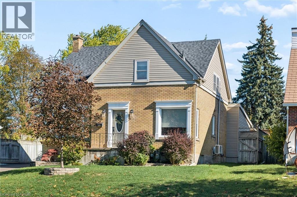 16 DEVITT Avenue S Unit# Upper, Waterloo — photo 2