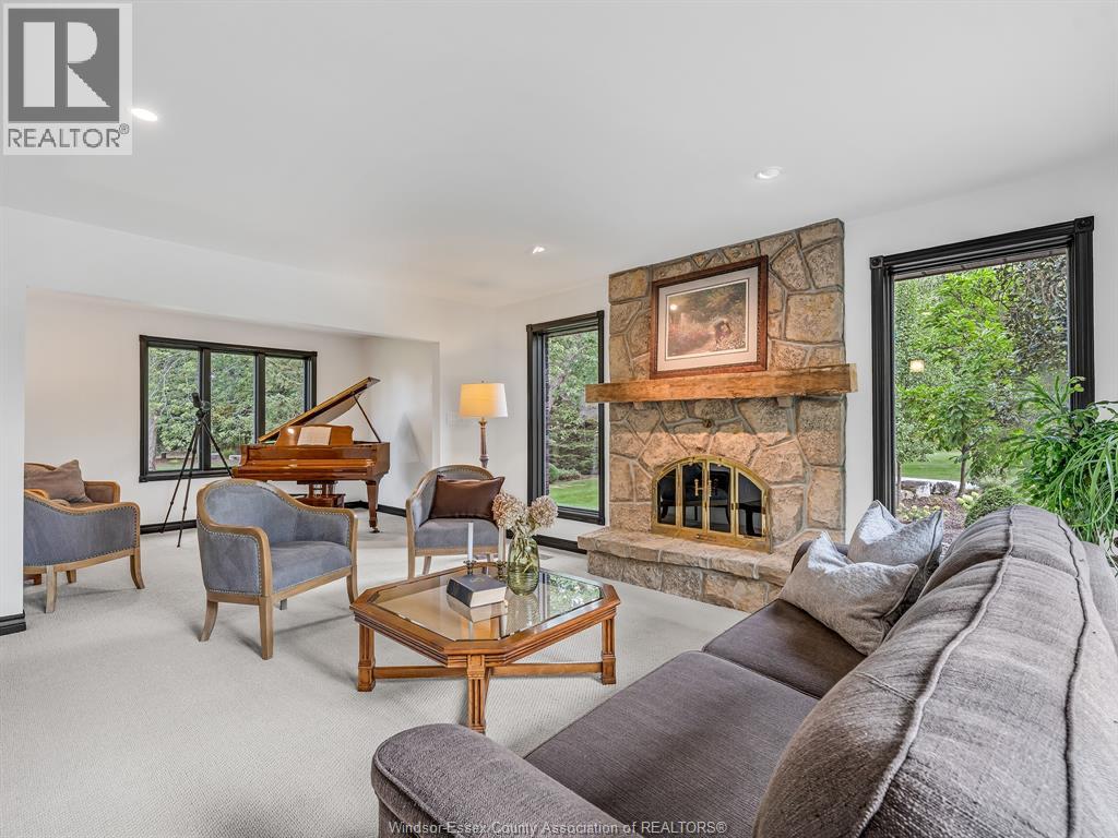 4024 HICKORY ACRES DRIVE, Harrow — photo 8