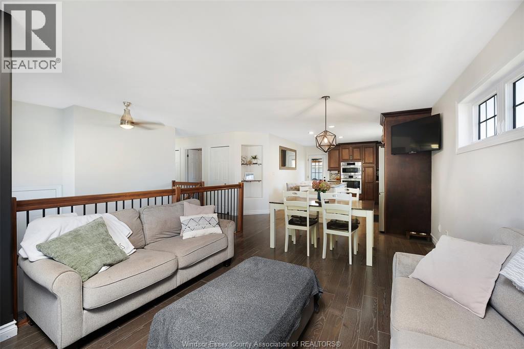 15 Oak Park CRESCENT, Kingsville — photo 11