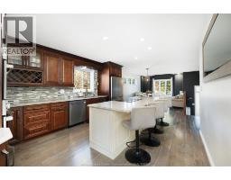 Kitchen - 15 Oak Park Crescent, Kingsville, ON N9Y4G8 Photo 8