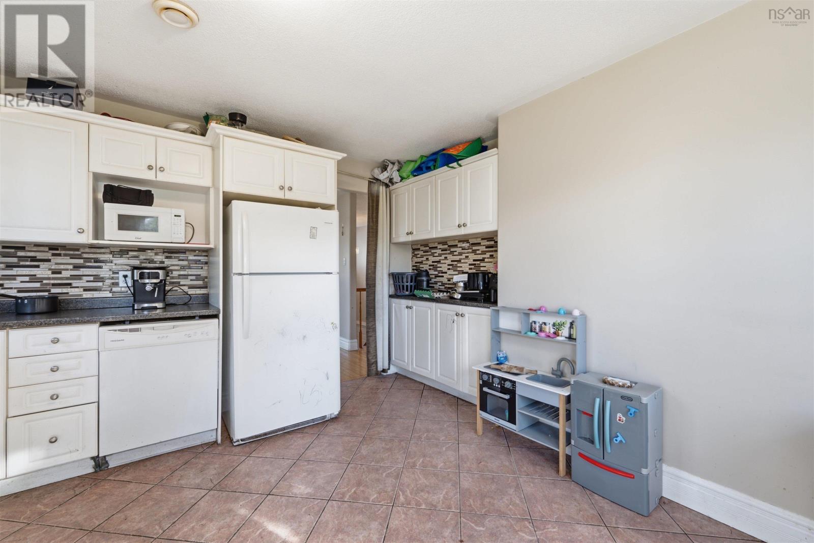 34 Lancaster Drive - 21