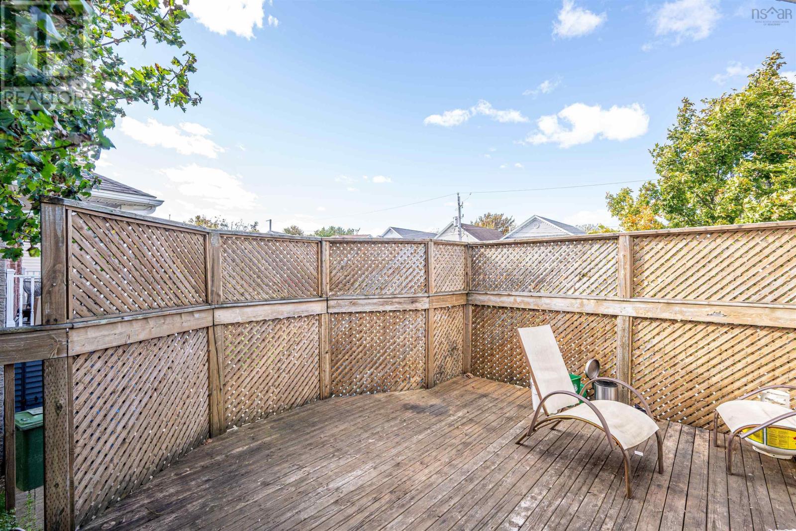 34 Lancaster Drive - 33