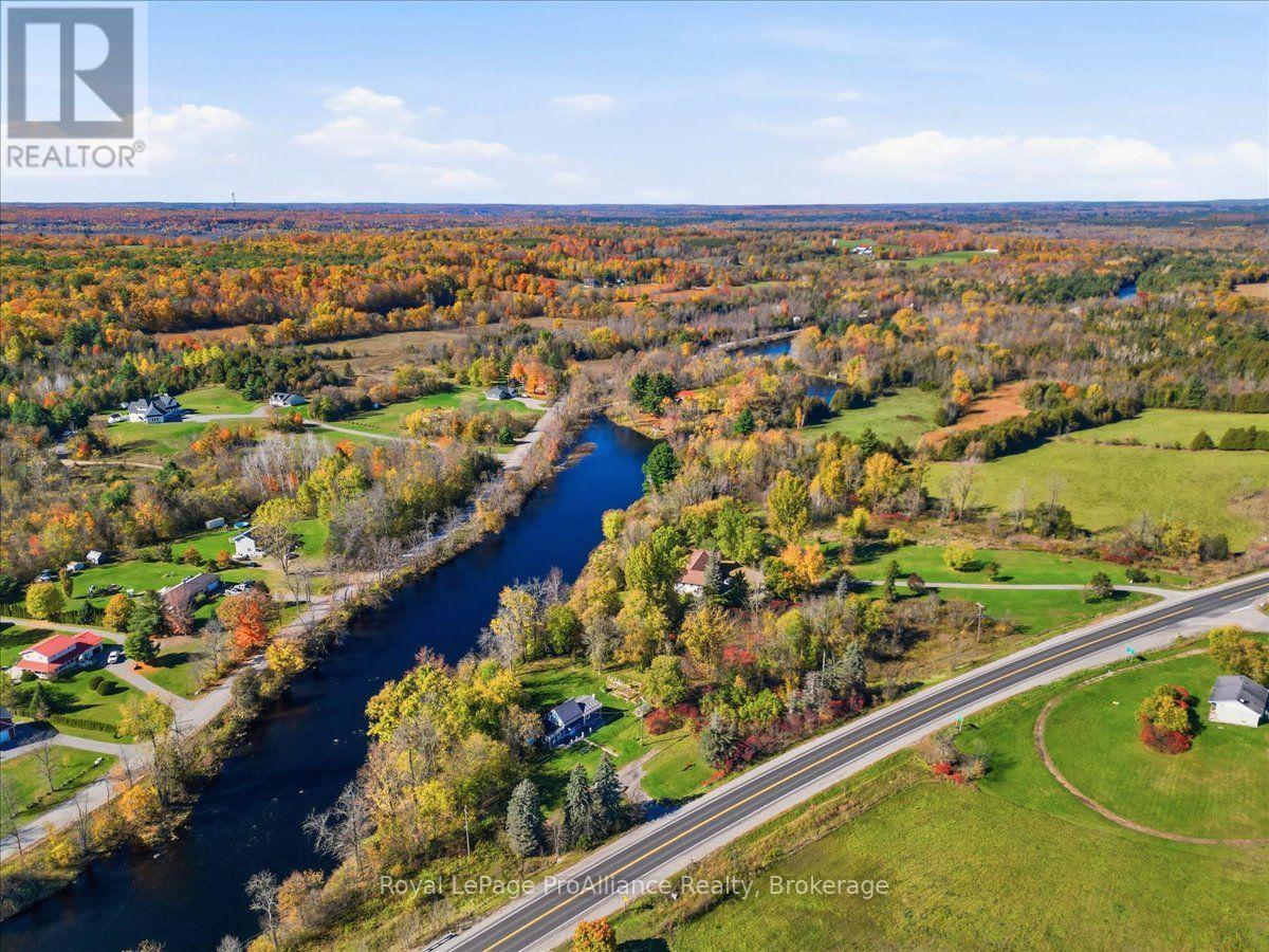 7303 Highway 37 Highway, Tweed), ON photo 36