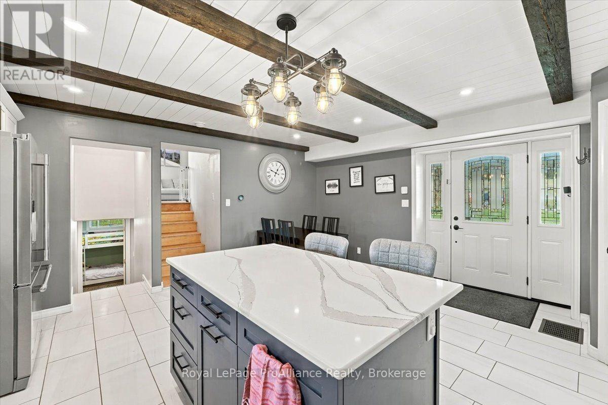 7303 Highway 37 Highway, Tweed), ON photo 4