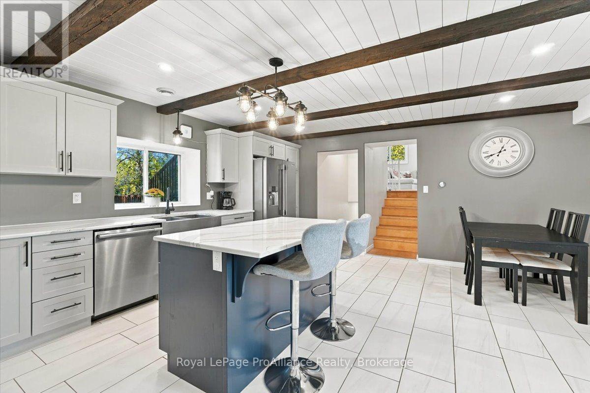 7303 Highway 37 Highway, Tweed), ON photo 6