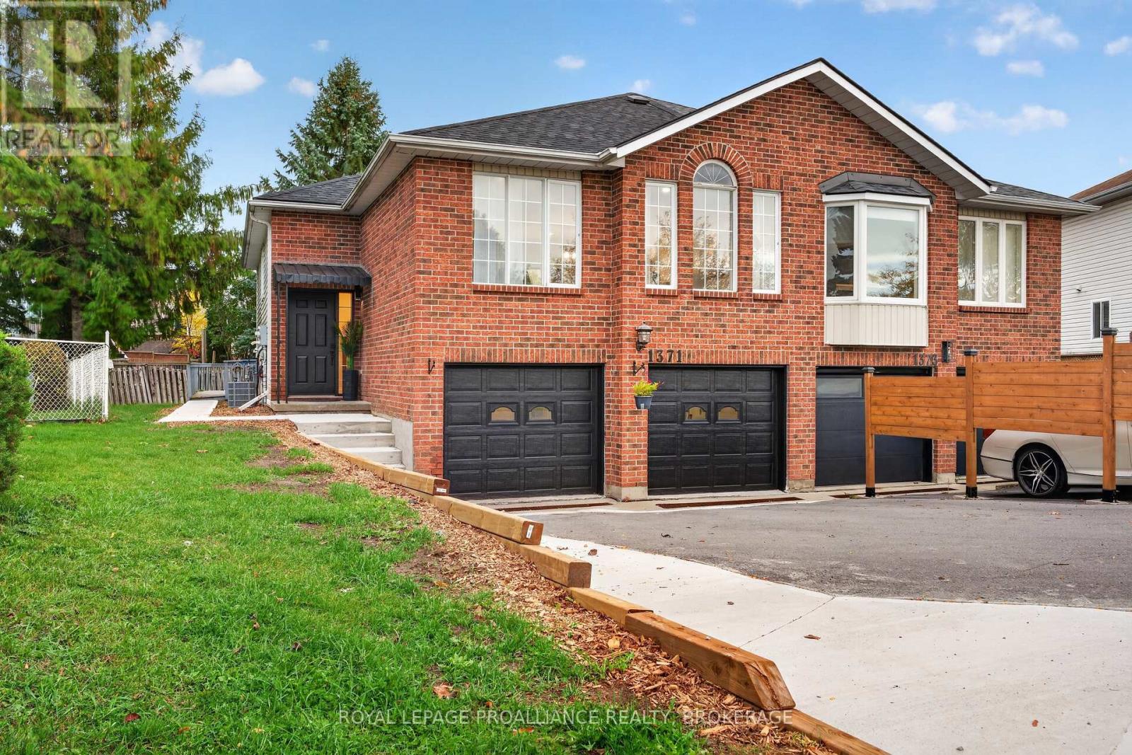 Detached at 1371 BRACKENWOOD CRESCENT, Kingston (City Northwest), ON