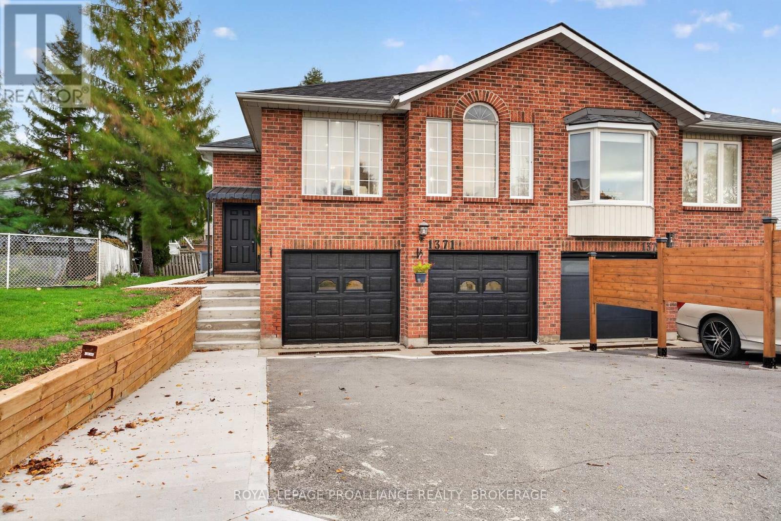 1371 BRACKENWOOD CRESCENT, Kingston (City Northwest), ON, photo 2
