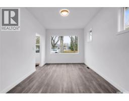 Family room - 1230 E Avenue N, Saskatoon, SK S7L1T4 Photo 7