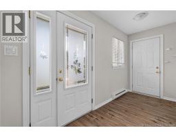 93 Shannon Drive, photo 3