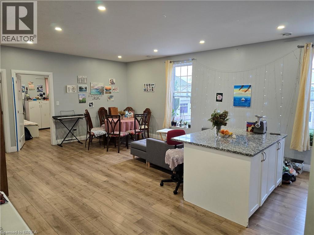 140 MURRAY Street Unit# 2, Brantford — photo 2