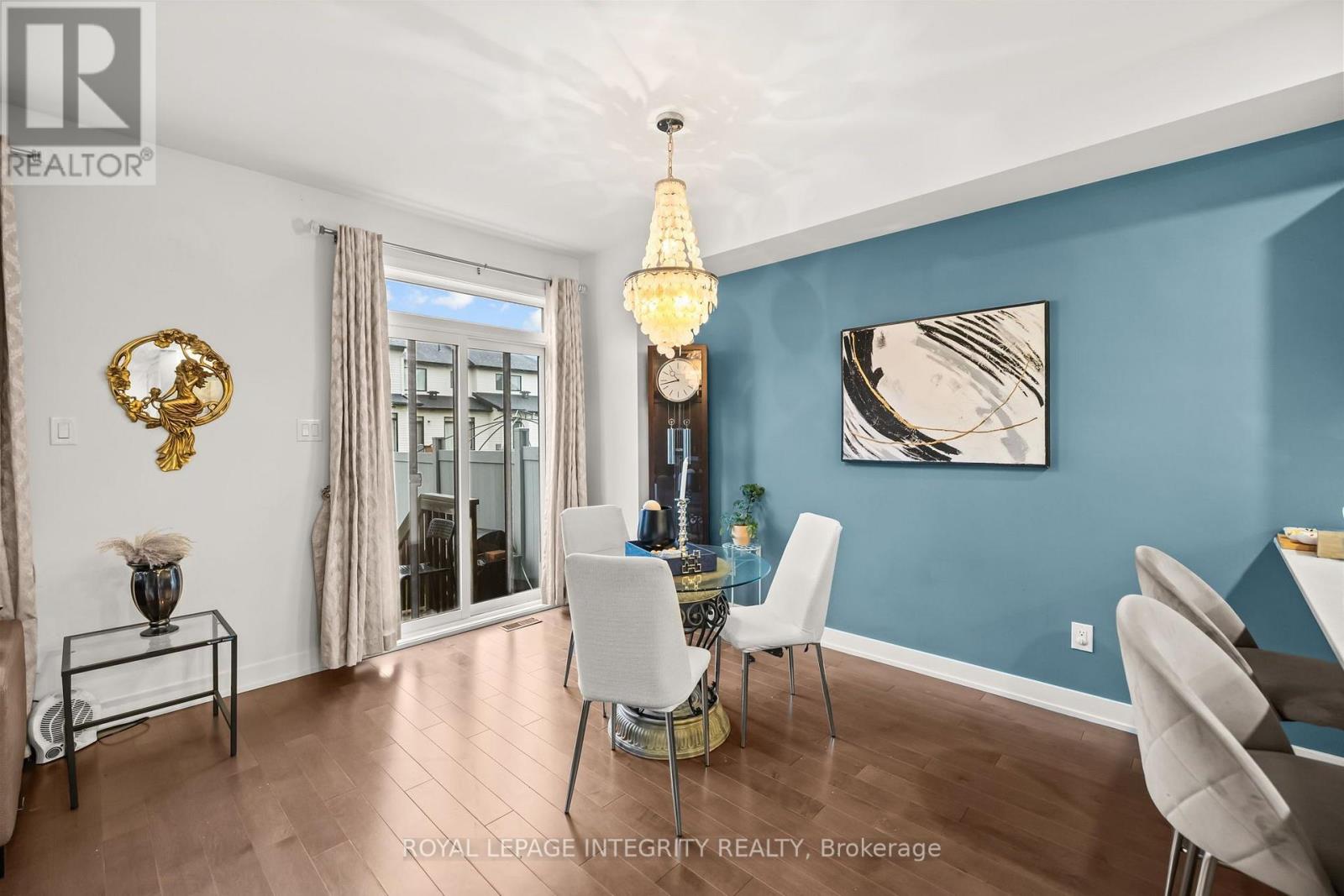 Condos for Sale in Ottawa – 67 HEIRLOOM STREET, Ottawa – By Peter Sagos - Image 9