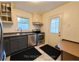 28 Arundel Avenue, Ottawa, ON K1K0B6 Photo 11