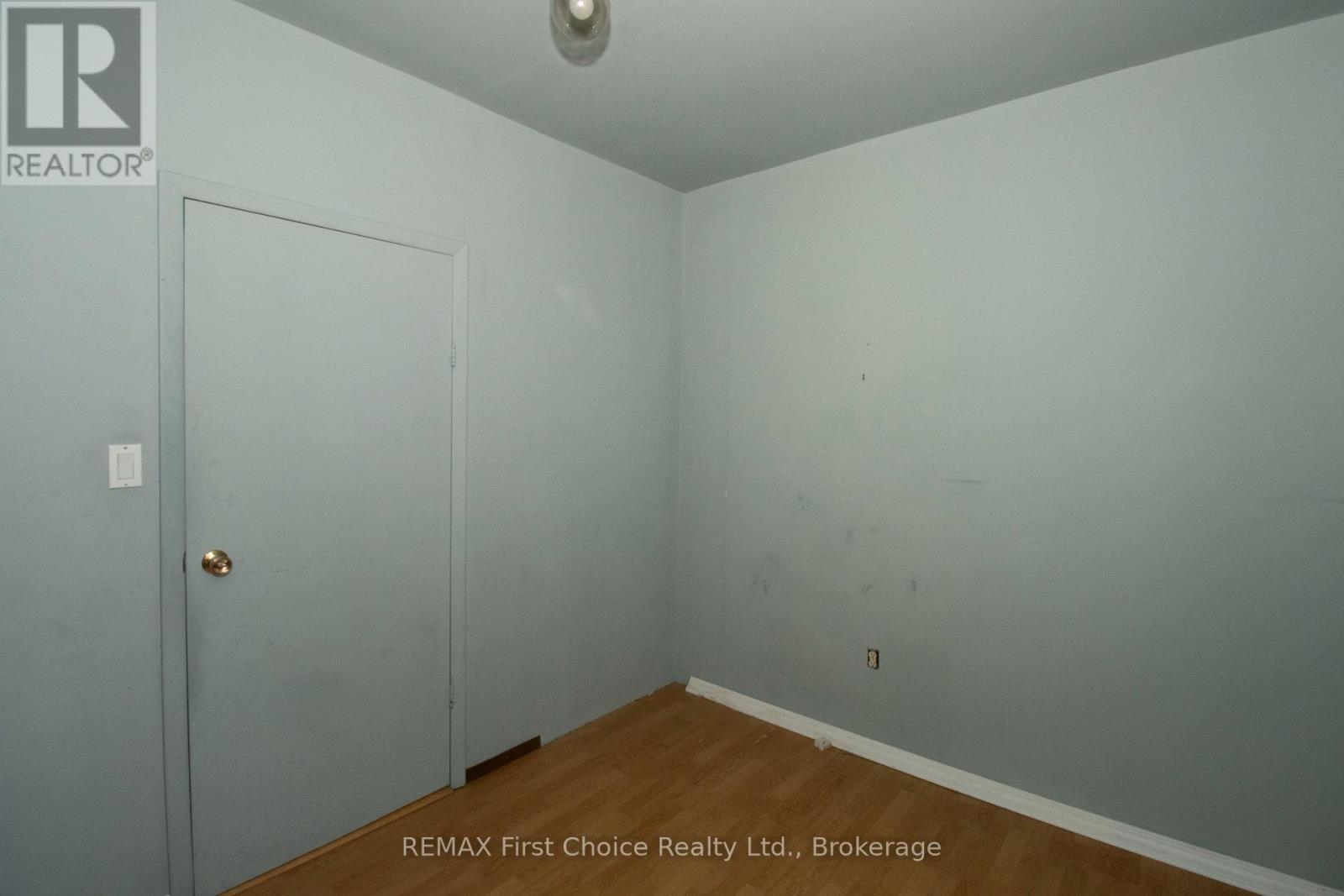 729 HODDER AVENUE - 14