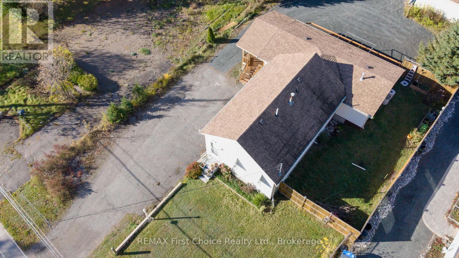 729 HODDER AVENUE - 6