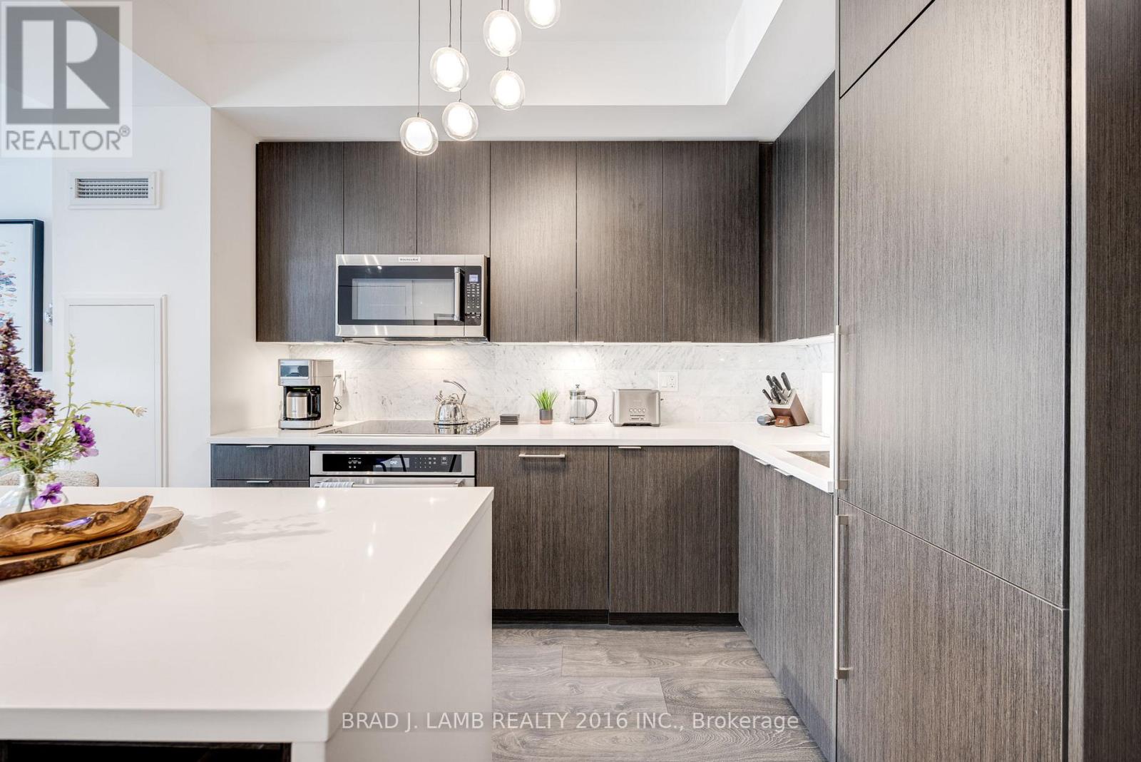 642- 38 Iannuzzi Street, Toronto, ON photo 5