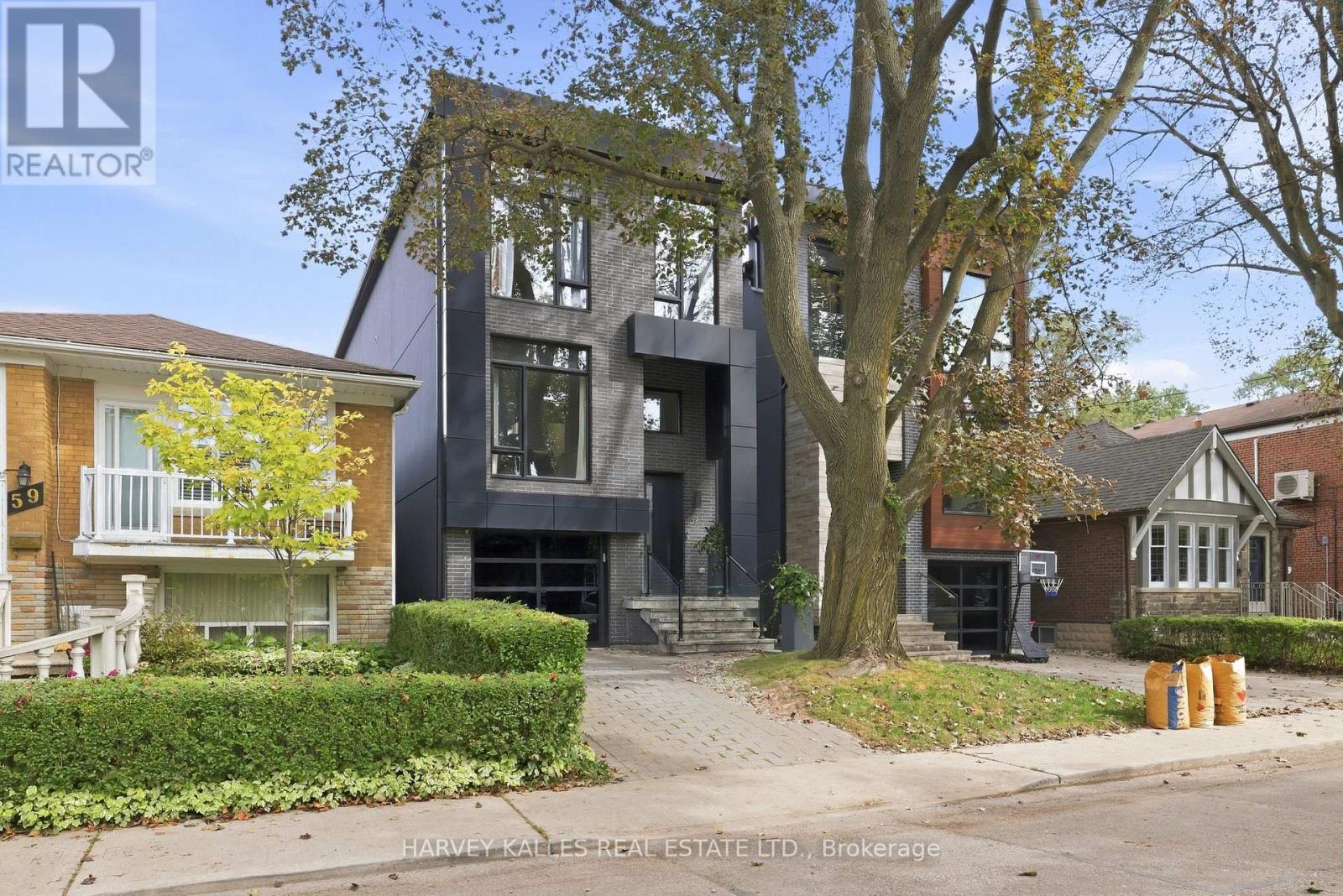 57 Roseneath Gardens, Toronto, ON
