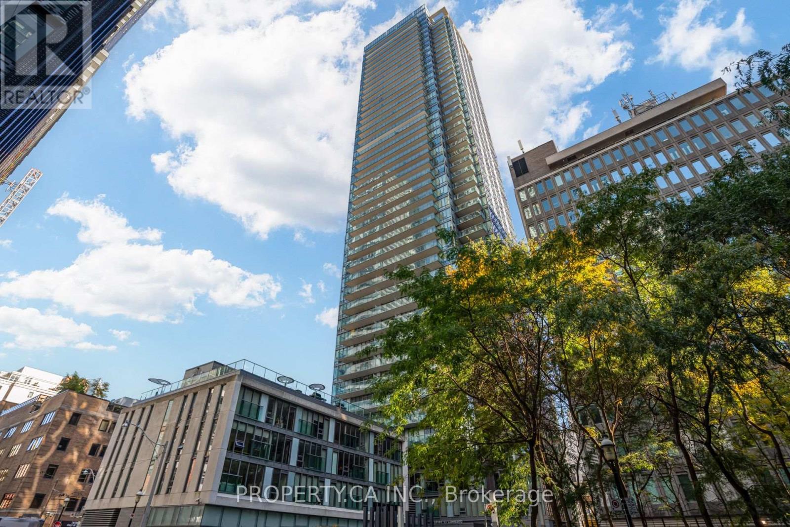 303- 33 Lombard Street, Toronto, ON