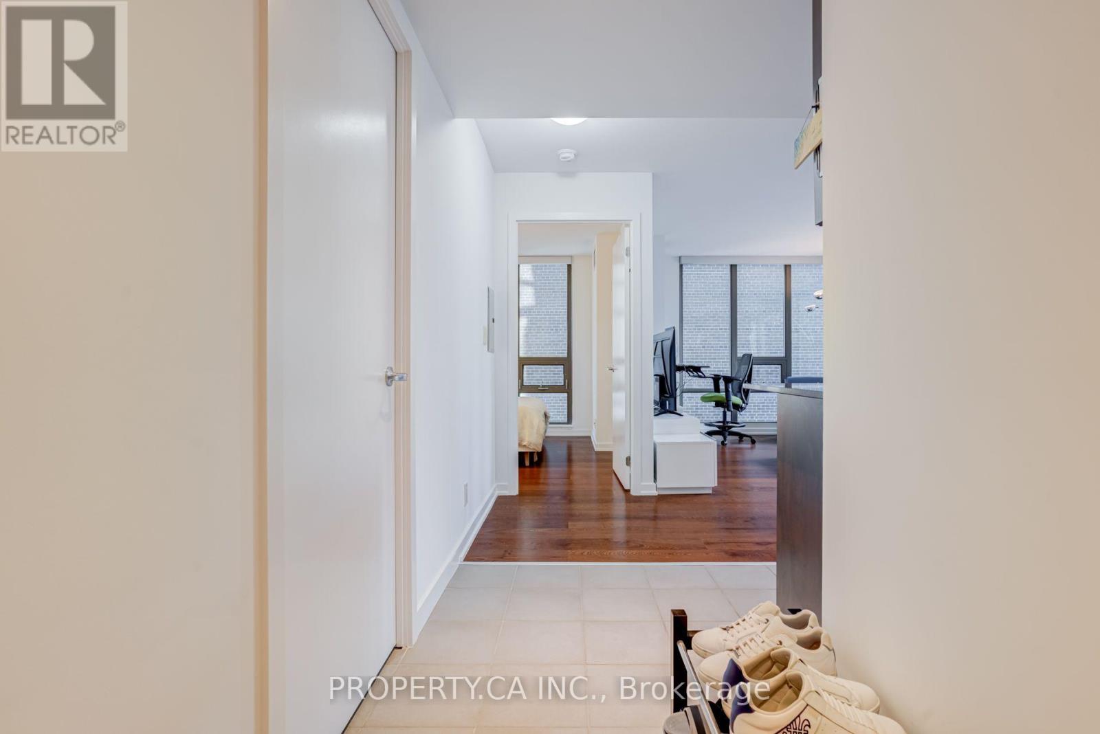 303- 33 Lombard Street, Toronto, ON photo 2