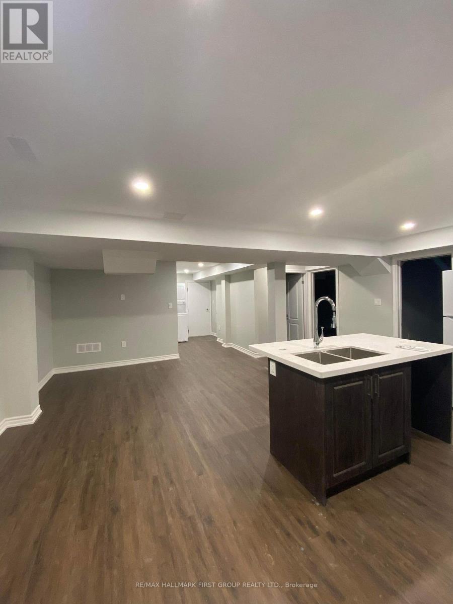 1725 Frederick Mason Drive, Oshawa, ON photo 3