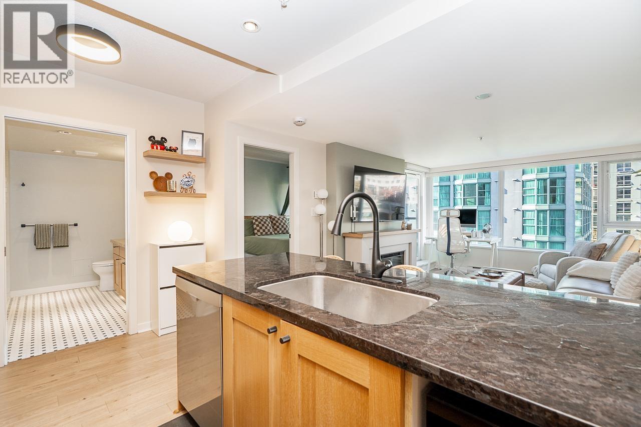 Photo of 801 821 CAMBIE STREET 8