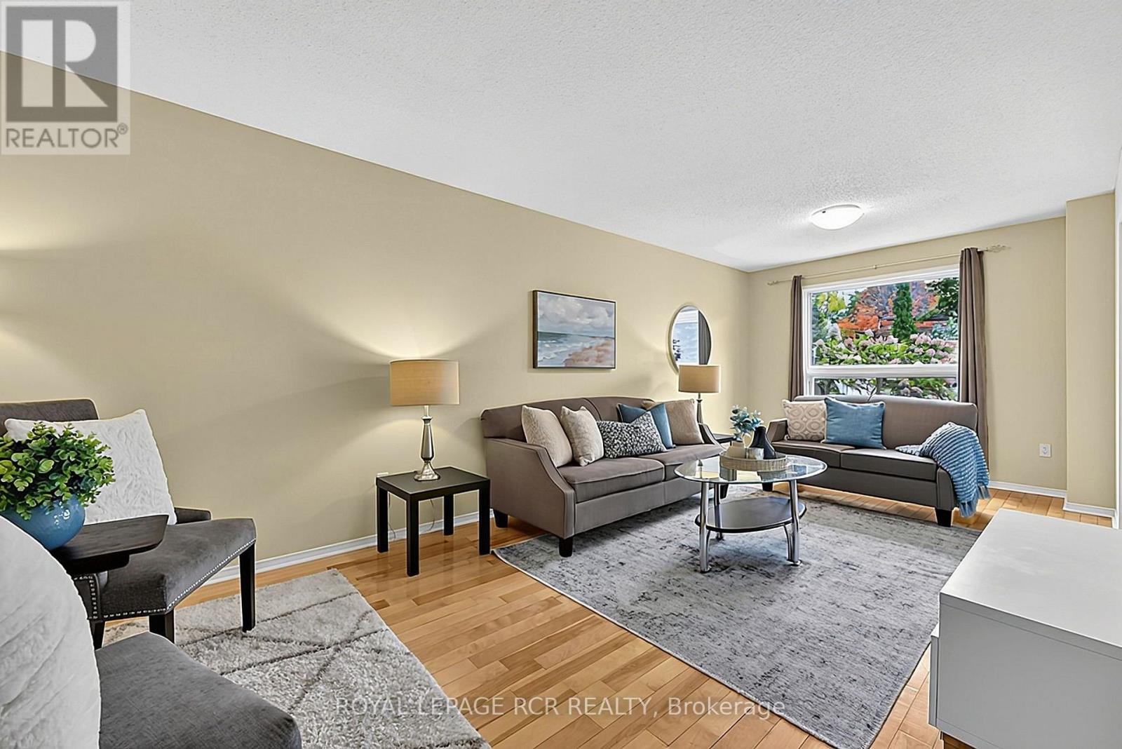 56 Oakridge Court, East Gwillimbury, ON photo 21