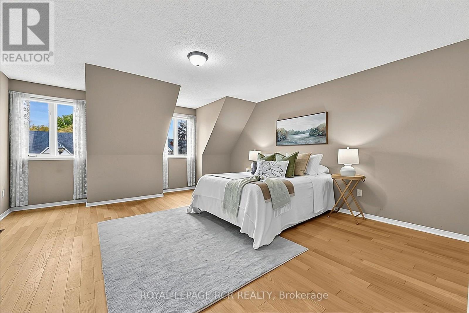 56 Oakridge Court, East Gwillimbury, ON photo 25