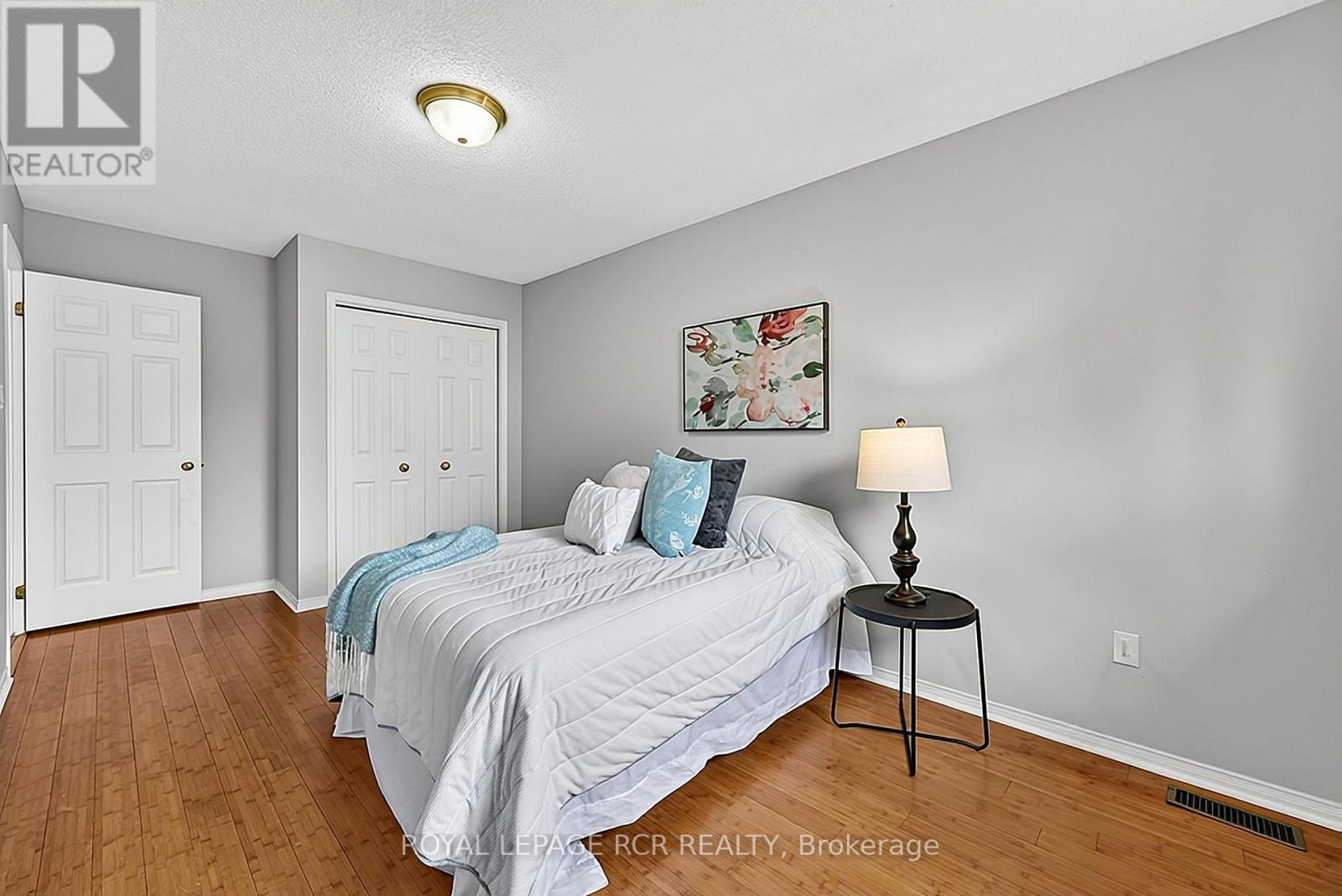 56 Oakridge Court, East Gwillimbury, ON photo 30