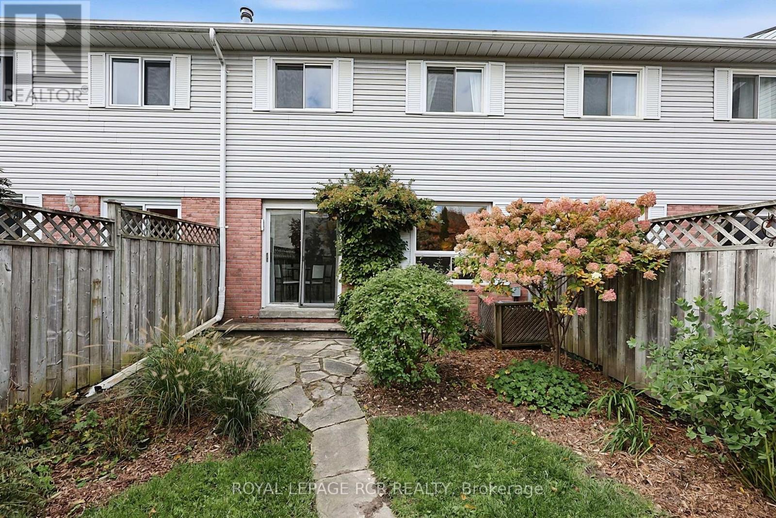 56 OAKRIDGE COURT - 38