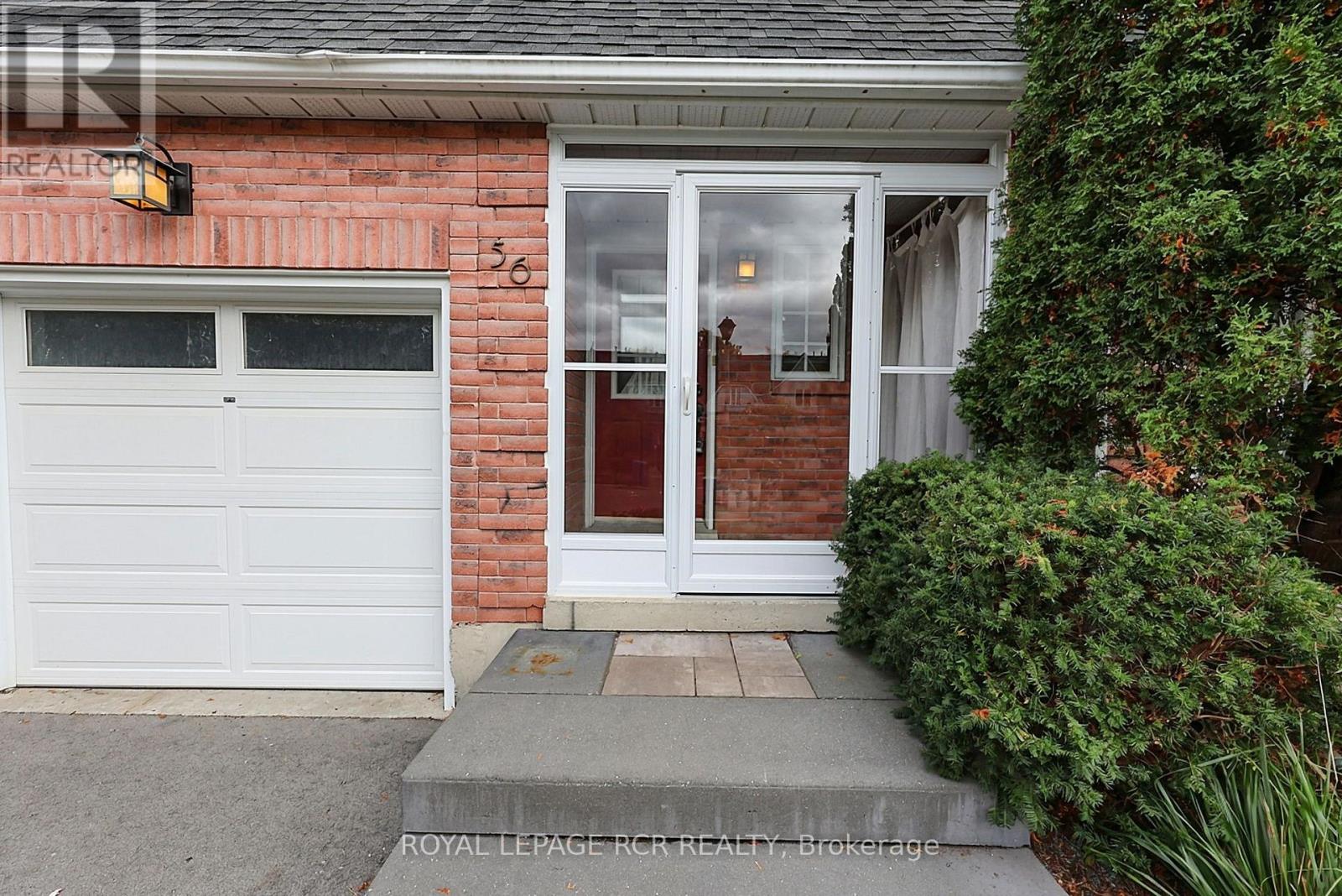 56 Oakridge Court, East Gwillimbury, ON photo 7