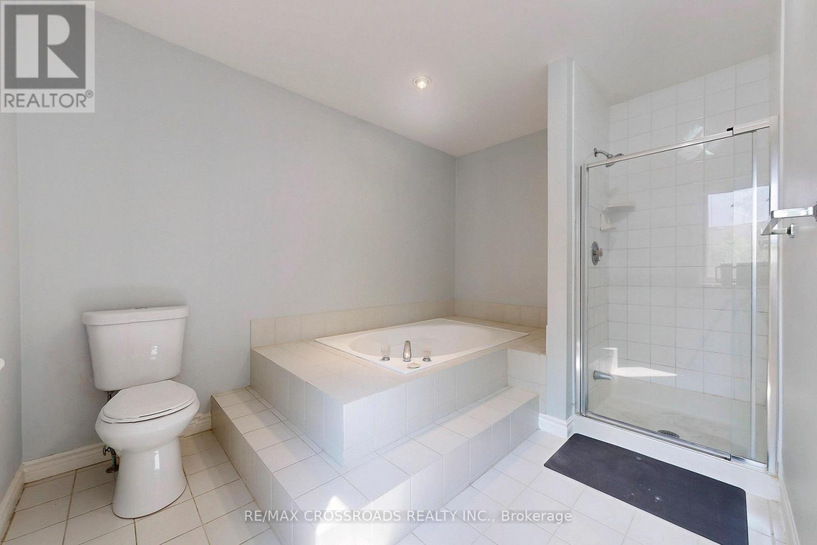 63 Baynards Lane, Richmond Hill, ON photo 32