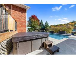 8 West Street, Penetanguishene, ON L9M1R4 Photo 26