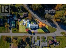 8 West Street, Penetanguishene, ON L9M1R4 Photo 34