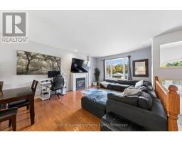 Dining room - 8 West Street, Penetanguishene, ON L9M1R4 Photo 6