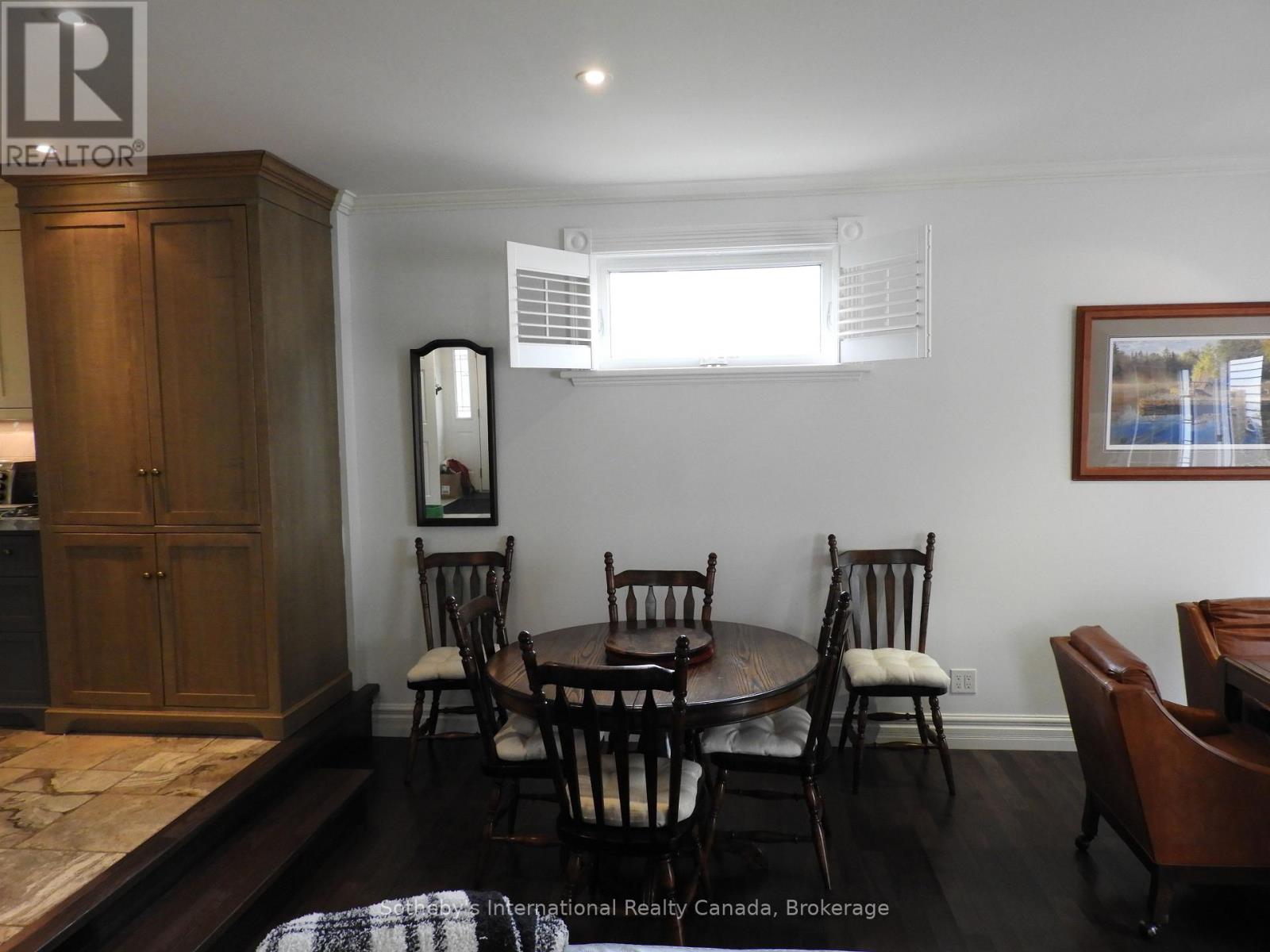 77 Fourth Street, Collingwood photo 8