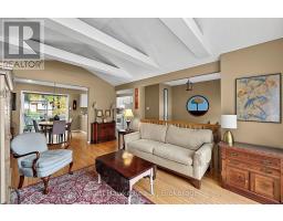 16 Brule Street, Penetanguishene, ON L9M1B2 Photo 11