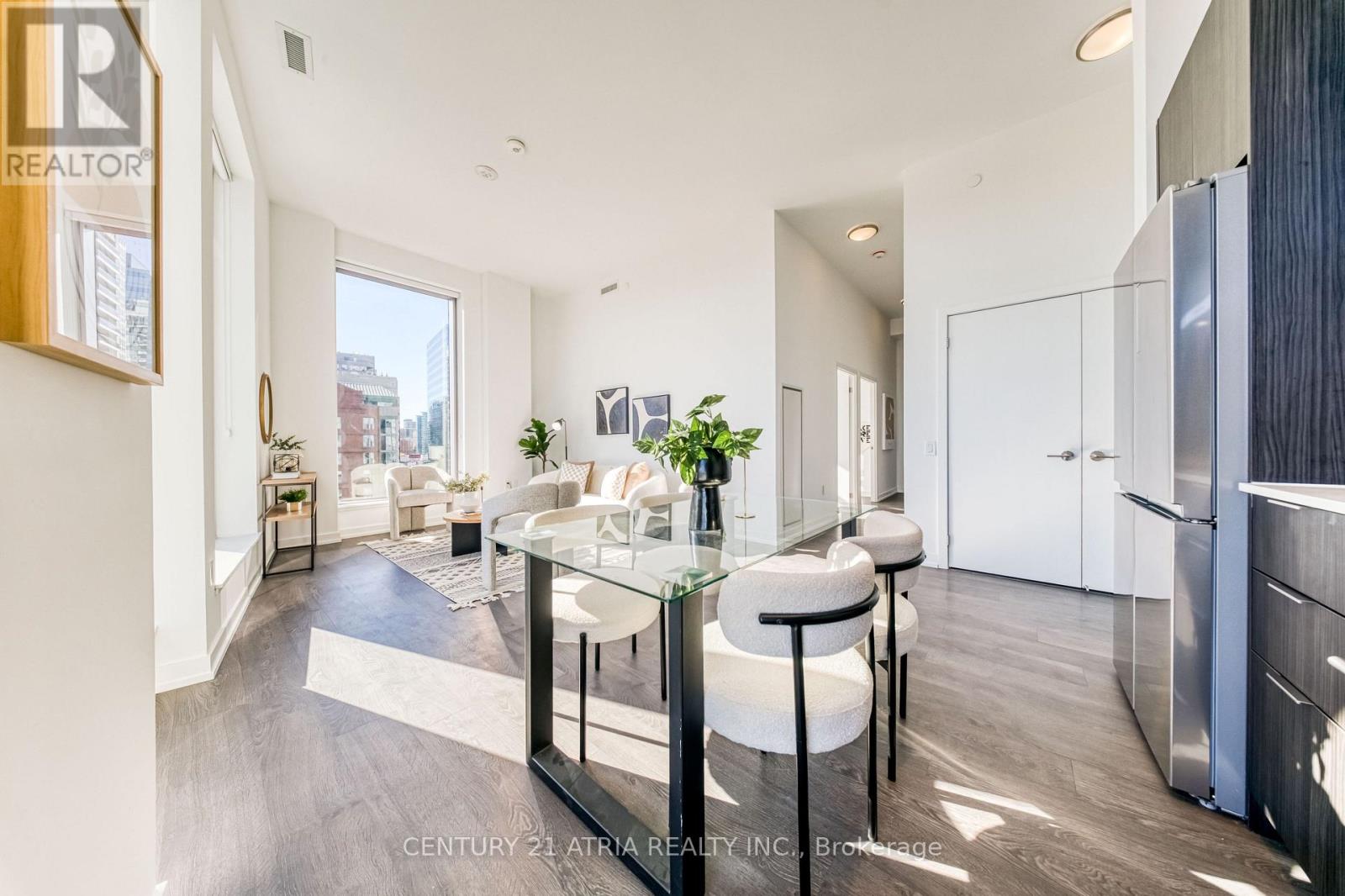 #906 8 OLYMPIC GARDEN DRIVE - 15