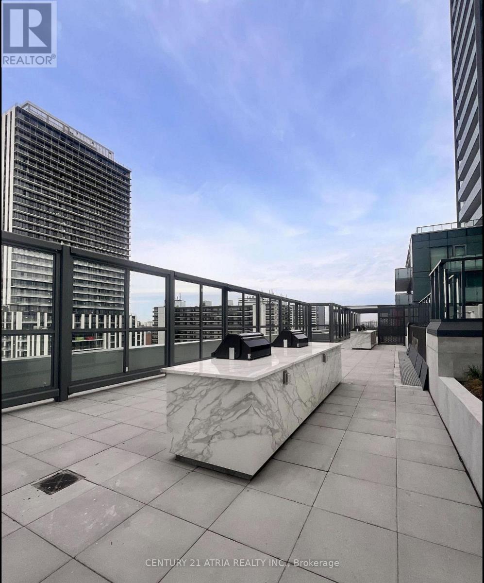 #906 8 OLYMPIC GARDEN DRIVE - 42