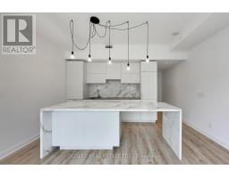 210 - 1990 Bloor Street W, Toronto, ON M6P3L1 Photo 11