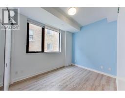210 - 1990 Bloor Street W, Toronto, ON M6P3L1 Photo 13