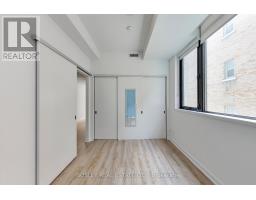 210 - 1990 Bloor Street W, Toronto, ON M6P3L1 Photo 16