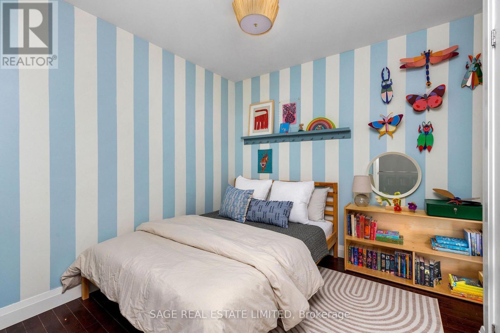 218 MAVETY STREET - 24