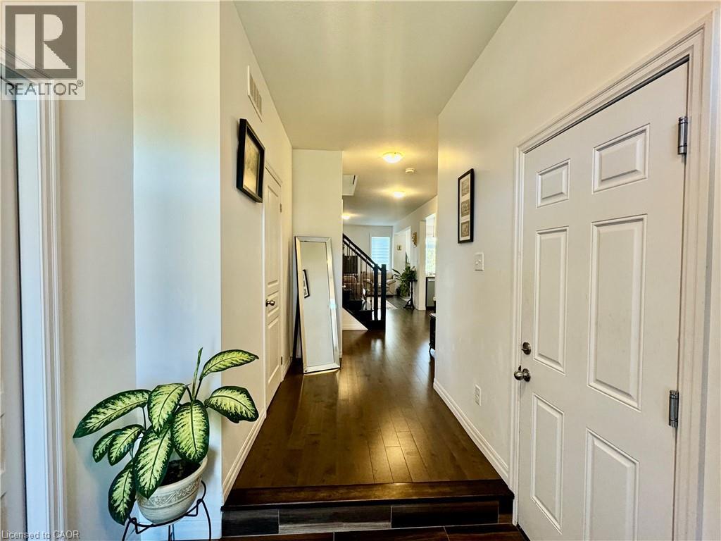 348 FREURE Drive - 6