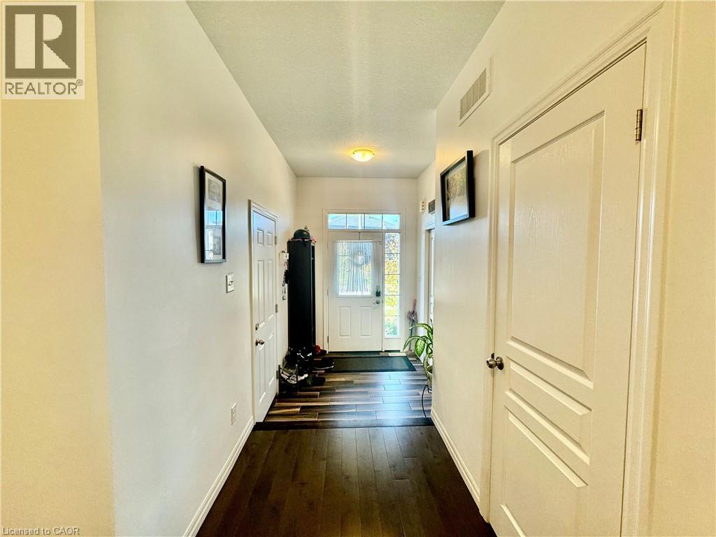 348 FREURE Drive - 5
