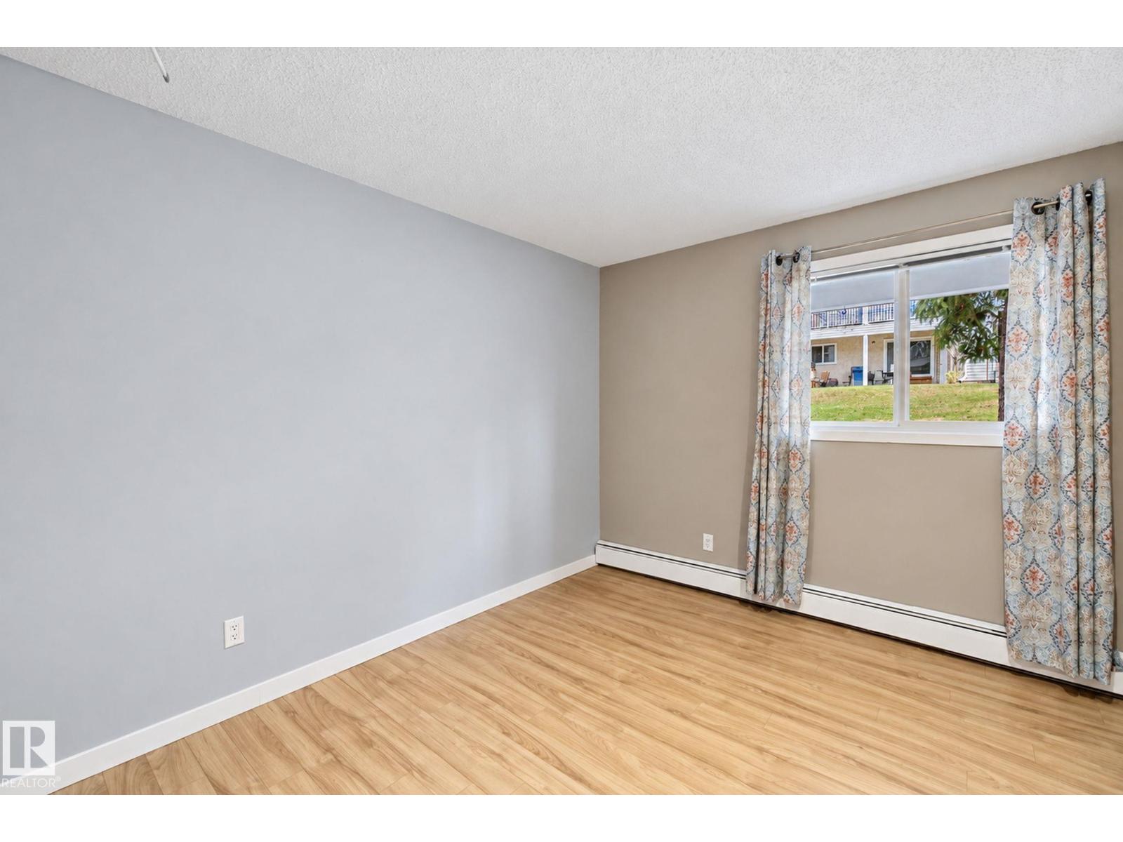 #101 340 Woodbridge Way, photo 16