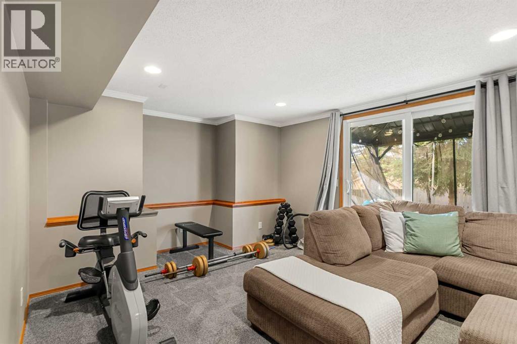 54 Deerview Terrace SE photo 37