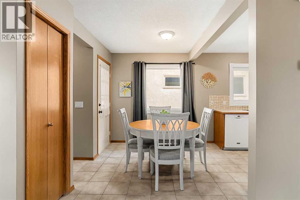 54 Deerview Terrace SE, Calgary — photo 11