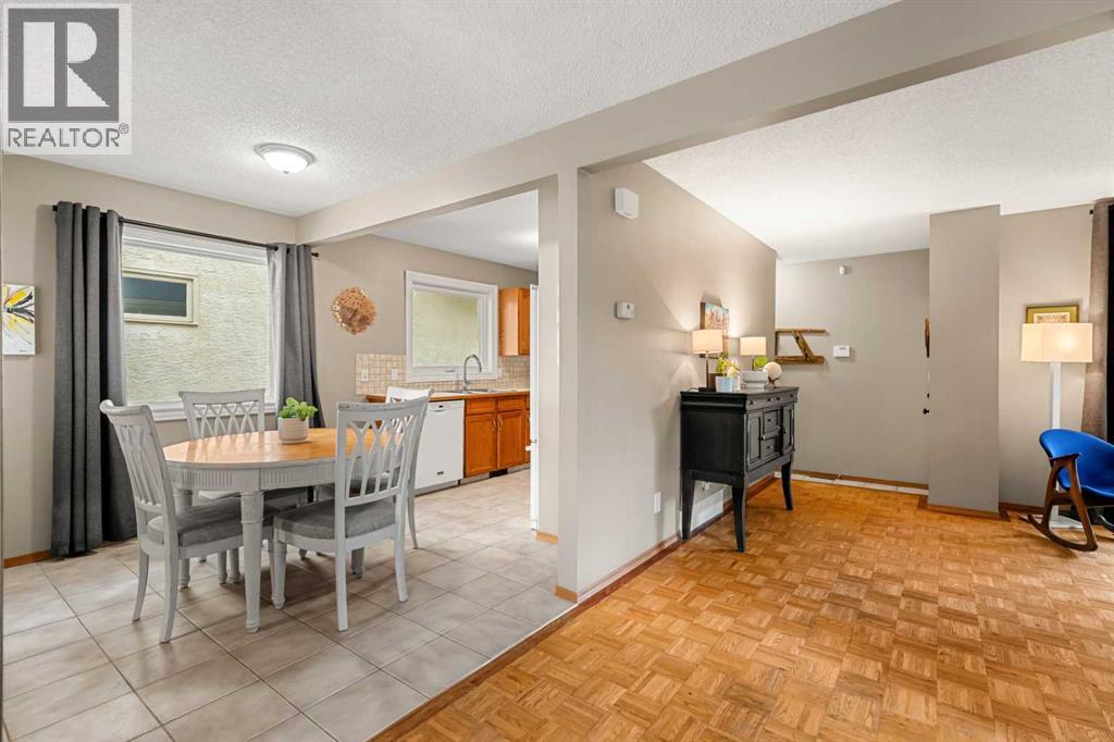 54 Deerview Terrace SE, Calgary — photo 10